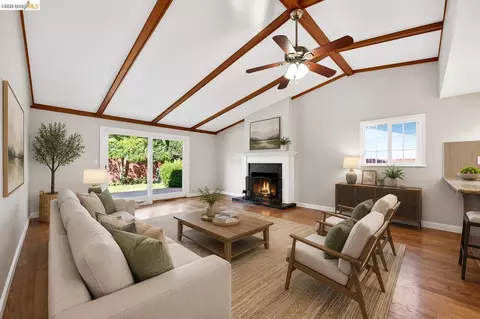 901 Helix Dr, Concord, CA 94518 photo 32