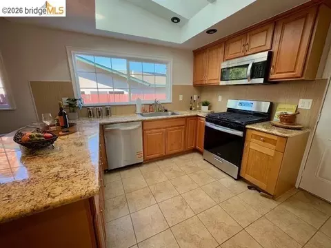 901 Helix Dr, Concord, CA 94518 photo 40