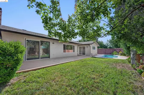 901 Helix Dr, Concord, CA 94518 photo 28