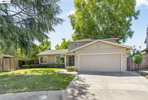 5556 Paseo Navarro, Pleasanton, CA 94566