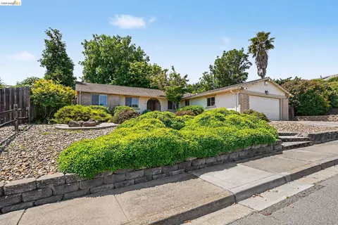 325 Hillsdale Dr, Pittsburg, CA 94565