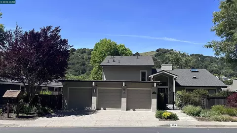 794 Augusta Dr, Moraga, CA 94556 photo 1