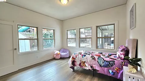 Bedroom - 1404 Pine St, Martinez, CA 94553 photo 3 of 4