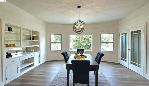 Dining - 1404 Pine St, Martinez, CA 94553 photo 2 of 3