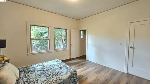 Bedroom - 1404 Pine St, Martinez, CA 94553 photo 2 of 4