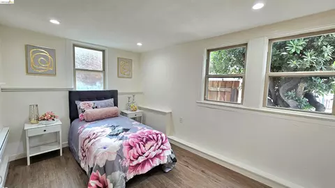 Other - 1404 Pine St, Martinez, CA 94553 photo 3 of 8