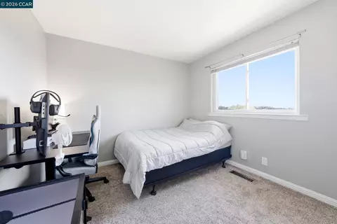 Other - 265 Toledo Ct, Vallejo, CA 94591 photo 4 of 6