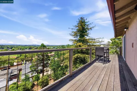 Exterior - 265 Toledo Ct, Vallejo, CA 94591 photo 6 of 12