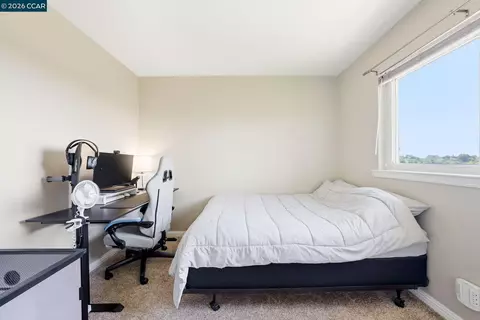 Bedroom - 265 Toledo Ct, Vallejo, CA 94591 photo 6 of 6
