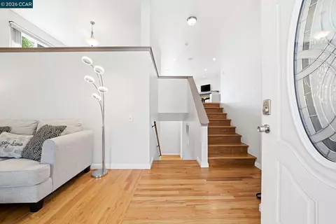 Entry Way - 265 Toledo Ct, Vallejo, CA 94591 photo 1 of 3