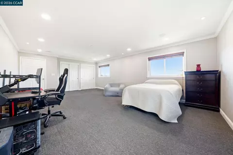 Bedroom - 265 Toledo Ct, Vallejo, CA 94591 photo 4 of 6