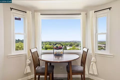 Dining - 265 Toledo Ct, Vallejo, CA 94591 photo 3 of 3