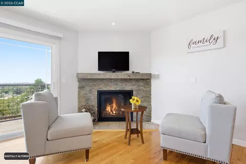 Living - 265 Toledo Ct, Vallejo, CA 94591 photo 8 of 8