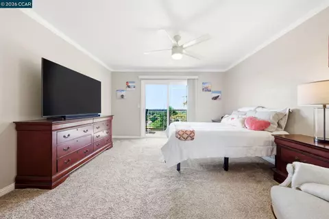 Bedroom - 265 Toledo Ct, Vallejo, CA 94591 photo 2 of 6