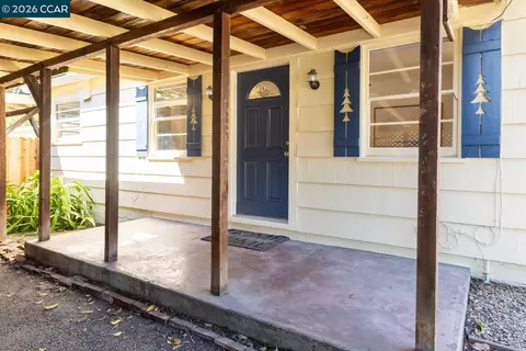 Exterior - 3265 Hillview Ln, Lafayette, CA 94549 photo 2 of 6