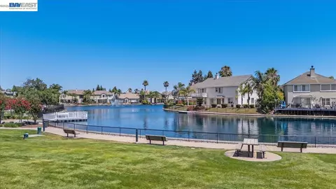 View/Area - 2449 Almanor Dr, Tracy, CA 95304 photo 3 of 7