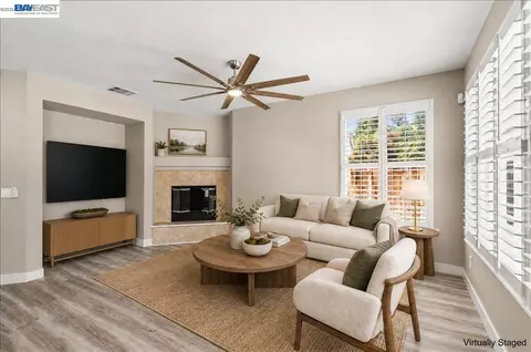 Living - 2449 Almanor Dr, Tracy, CA 95304 photo 6 of 7