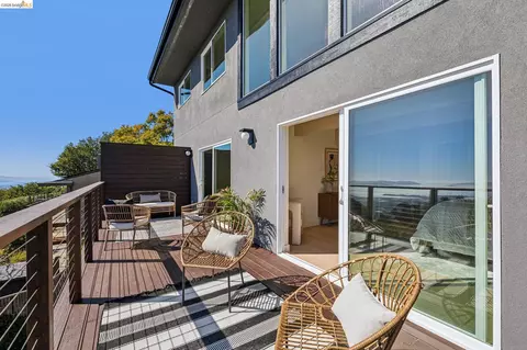 Exterior - 1328 Summit Rd, Berkeley, CA 94708 photo 5 of 22