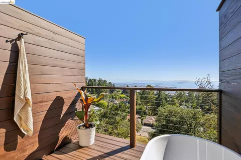 Exterior - 1328 Summit Rd, Berkeley, CA 94708 photo 10 of 22