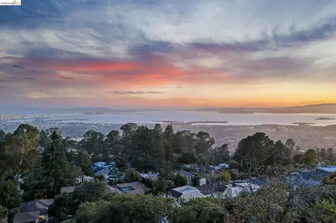 View/Area - 1328 Summit Rd, Berkeley, CA 94708 photo 6 of 9