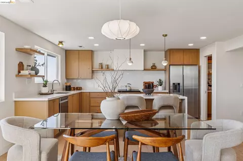 Dining - 1328 Summit Rd, Berkeley, CA 94708 photo 4 of 5