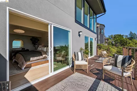 Exterior - 1328 Summit Rd, Berkeley, CA 94708 photo 8 of 22