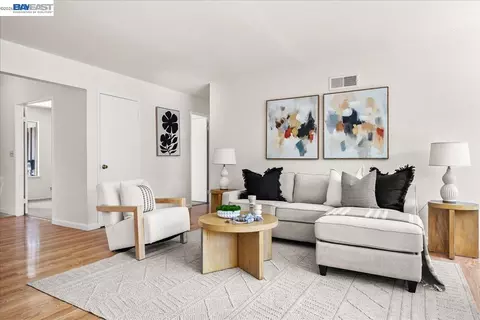 Living - 3330 Kemper Rd, Fremont, CA 94536 photo 3 of 4