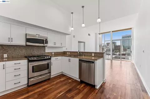 630 Thomas L Berkley Way #803, Oakland, CA 94612
