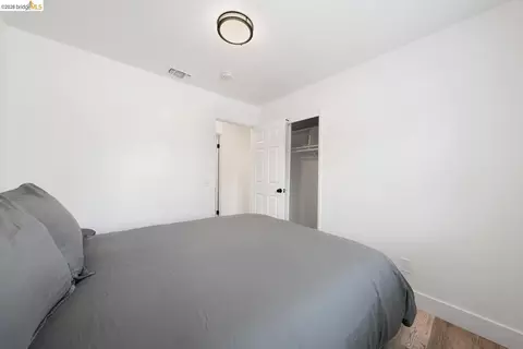 Bedroom - 6322 Madison Ave, Carmichael, CA 95608 photo 4 of 6