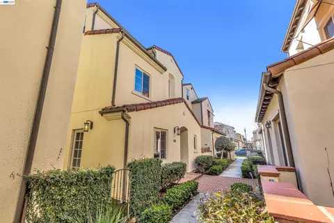 488 Trident Maple Ter, Fremont, CA 94539 photo 4