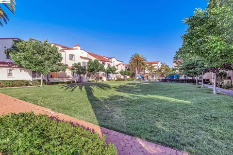 488 Trident Maple Ter, Fremont, CA 94539 photo 2