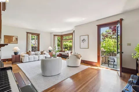 Living - 1490 Arch St, Berkeley, CA 94708 photo 3 of 4