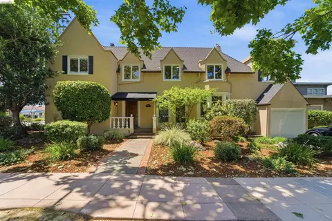 235 Highland Ave, Piedmont, CA 94611