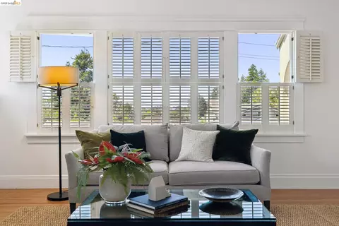 Living - 178 Ardmore Rd, Kensington, CA 94707 photo 5 of 6