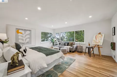Bedroom - 1055 Sterling Ave, Berkeley, CA 94708 photo 1 of 7