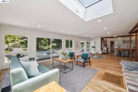Living - 1055 Sterling Ave, Berkeley, CA 94708 photo 6 of 6