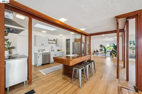 Kitchen - 1055 Sterling Ave, Berkeley, CA 94708 photo 1 of 4