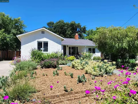 3165 Manor Ave, Walnut Creek, CA 94597