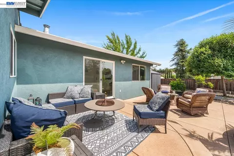 Exterior - 2599 Walker Pl, Livermore, CA 94550 photo 12 of 24