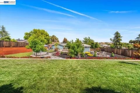 Exterior - 2599 Walker Pl, Livermore, CA 94550 photo 21 of 24