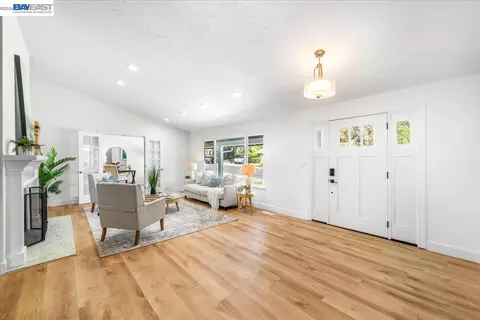 Living - 2599 Walker Pl, Livermore, CA 94550 photo 2 of 7