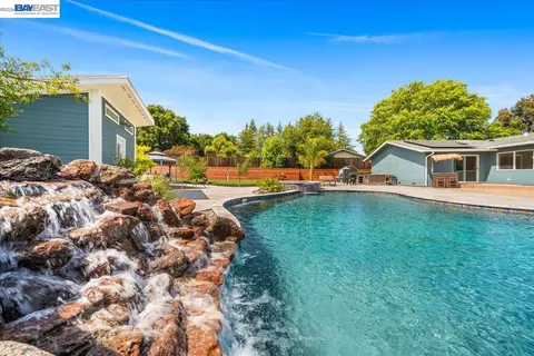 Exterior - 2599 Walker Pl, Livermore, CA 94550 photo 8 of 24