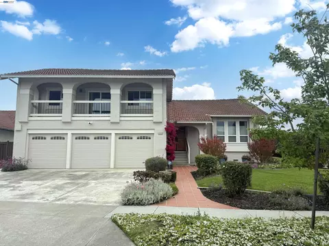 33590 Quail Run Rd, Fremont, CA 94555