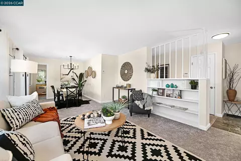 1067 Ridge Park Dr, Concord, CA 94518