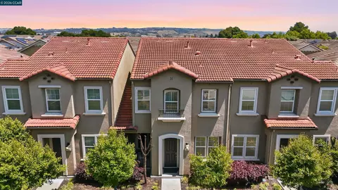 1552 Glenn St, Hayward, CA 94545