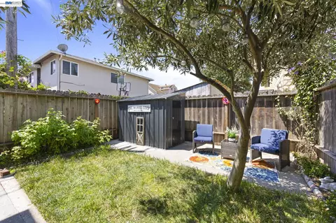 Exterior - 1711 3rd St, Alameda, CA 94501 photo 3 of 10