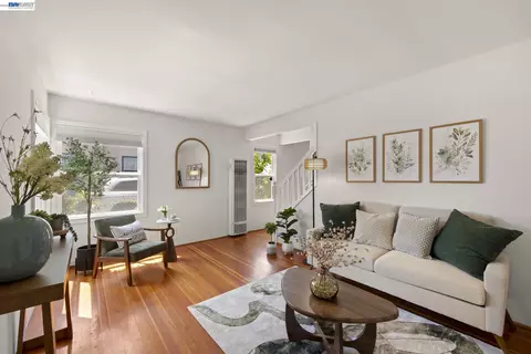 Living - 1711 3rd St, Alameda, CA 94501 photo 1 of 3