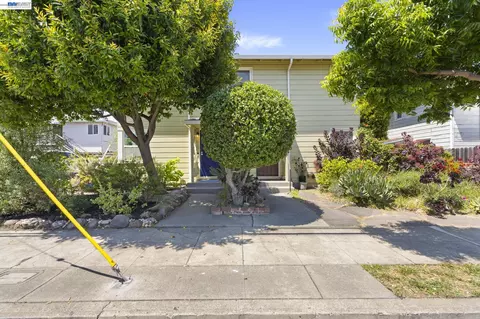 Exterior - 1711 3rd St, Alameda, CA 94501 photo 8 of 10