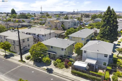 View/Area - 1711 3rd St, Alameda, CA 94501 photo 2 of 7