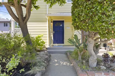 1711 3rd St, Alameda, CA 94501